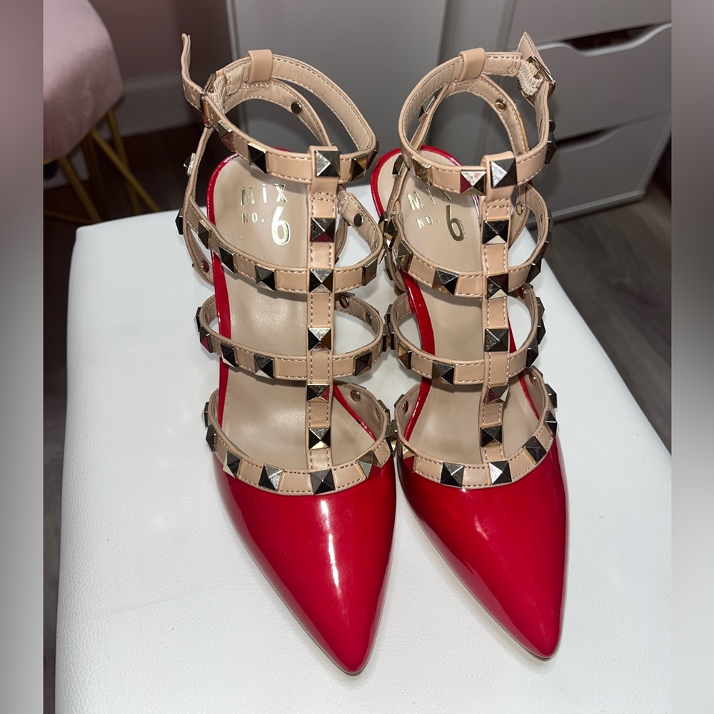 Women’s red heels